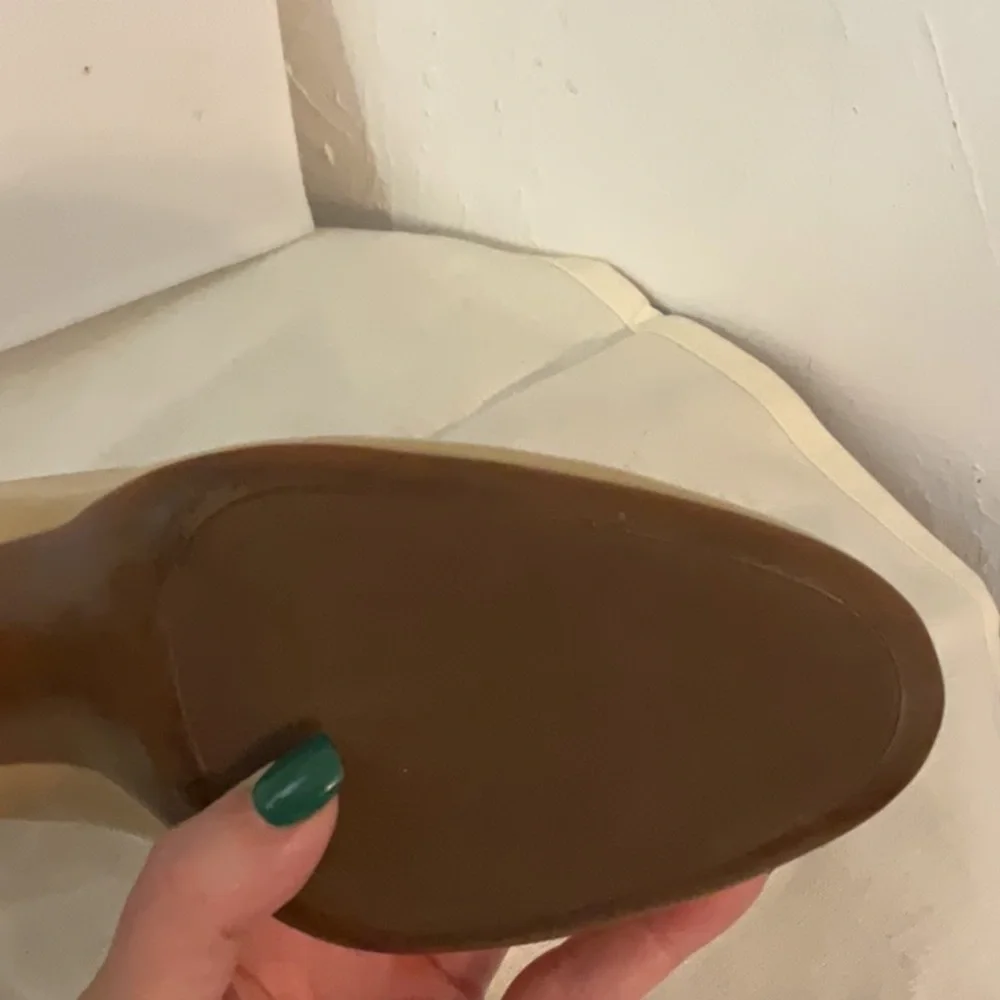 Coach Salma Soft Patent Leather Heels, Size 8B, Tan/Beige - Picture 6 of 13